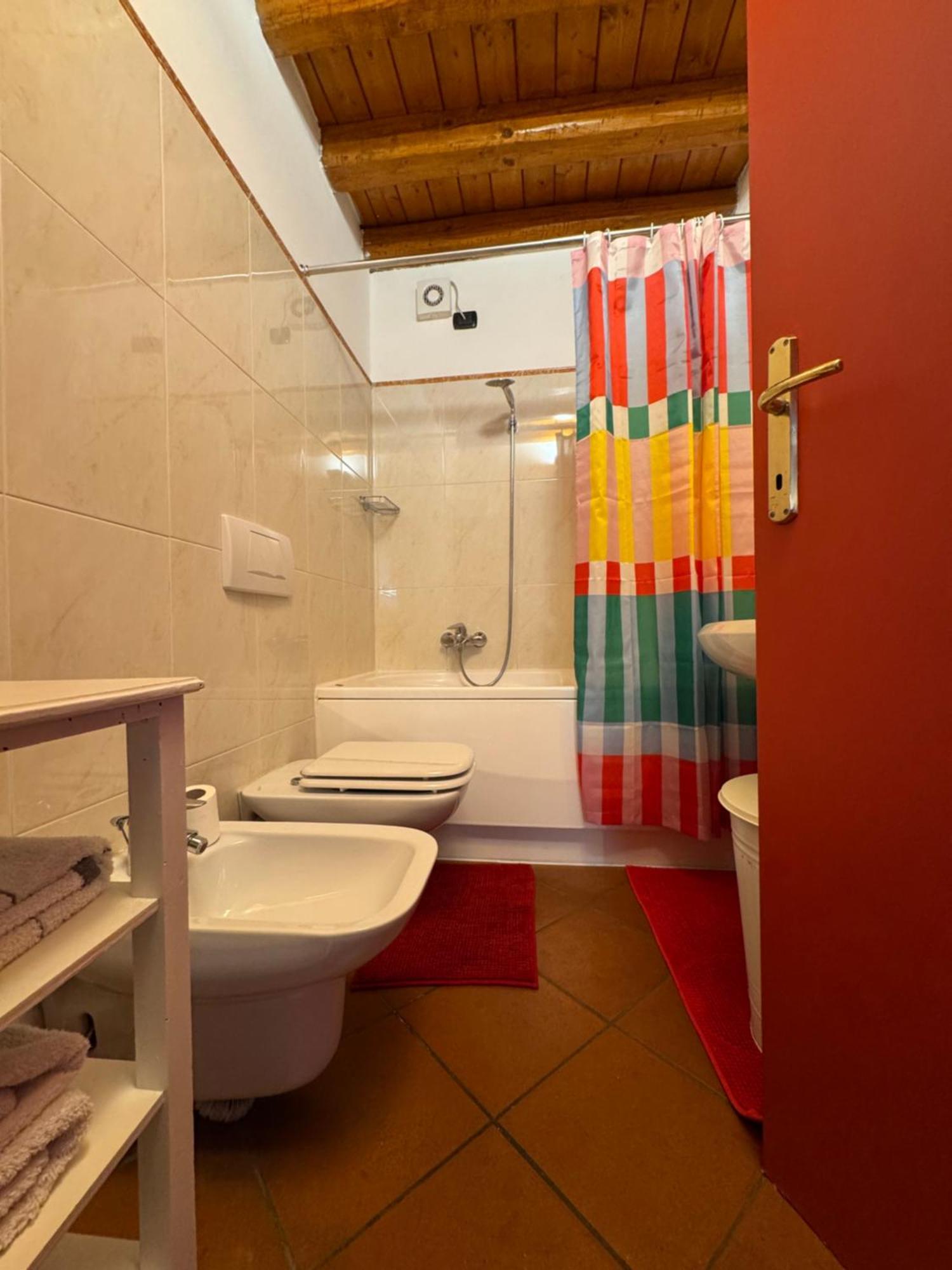 Casa Vacanza Castagna Holiday home Nesso